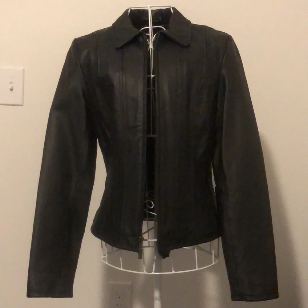 Victoria Secret - MODA International Genuine Black Leather Jacket. - Picture 9 of 12